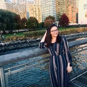 Meet your Posher, Alessandra